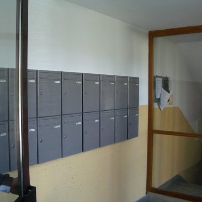 Stenski Postni Nabiralniki (30)